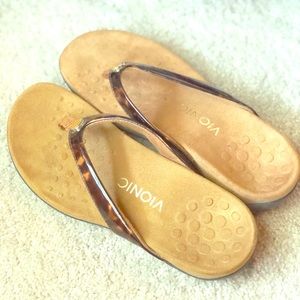 Vionic Sandals- Size 7 - Worn once